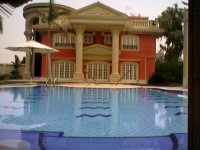 دنيا حمامات السباحة والجاكوزى والسونا والبخار