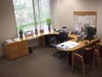 المودرن والكلاسيكى من الأثاث المكتبي