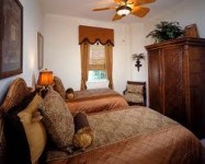 اشيك الموديلات  الكلاسيكى  والمودرن من غرف النوم   وكل هذا بالتقسيط بدون مقدم