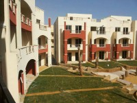 شاليه بالفرش والتكييفات والاجهزة الكهربائية بالسخنة