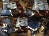 بنطلونات  جينز حريمى restposten-München , restposten-atsexport